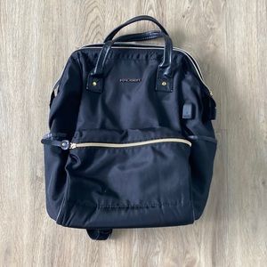 Kroser Black Backpack
